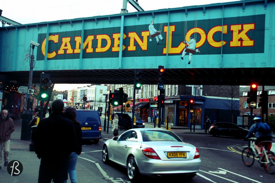 London on a budget Camden Town and Camden market Another amazing place in London. And it is for sure on many visitors’ to-do lists. Camden Town is where Amy Winehouse use to live, is where some of the coolest places for rock shows are and is where you can spend hours just walking around. Camden Market is full of little shops that sell everything from goth clothes to ice cream made with liquid nitrogen. Sadly the huge popularity of Camden Market killed some of the originality you could find 15 years ago. It is super busy, sometimes over priced but a must go attraction. To go to Camden Town and Camden Market is free, but eating or drinking around there can be expensive. The liquid nitrogen ice cream parlor has prices that starts at 4,45 pounds. The name is Chin Chin Labs and it is worth to go and share 1 ice cream with your friend. The portions are big and there's more than enough for 2 people.
