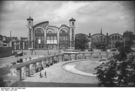 Nordbahnhof Station in 1954, before it was demolished to open space for the Berlin Wall.