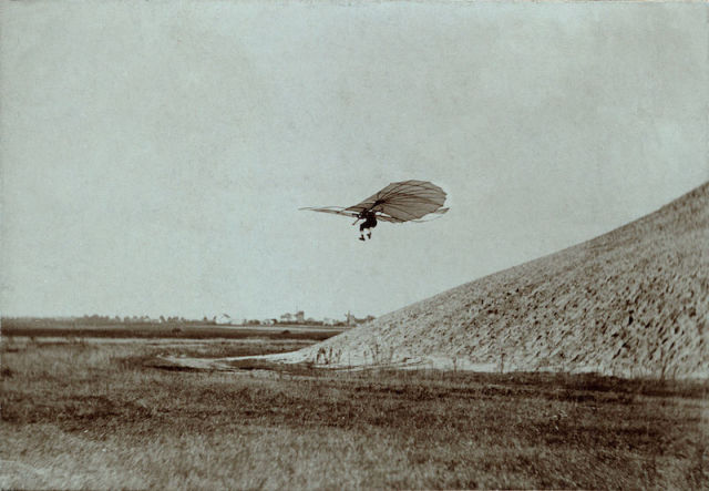 Otto Lilienthal - the Glide King