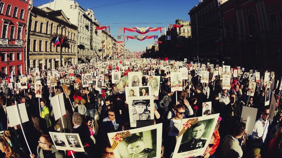 Immortal Regiment: The day we marched with the veterans in St. Petersburg