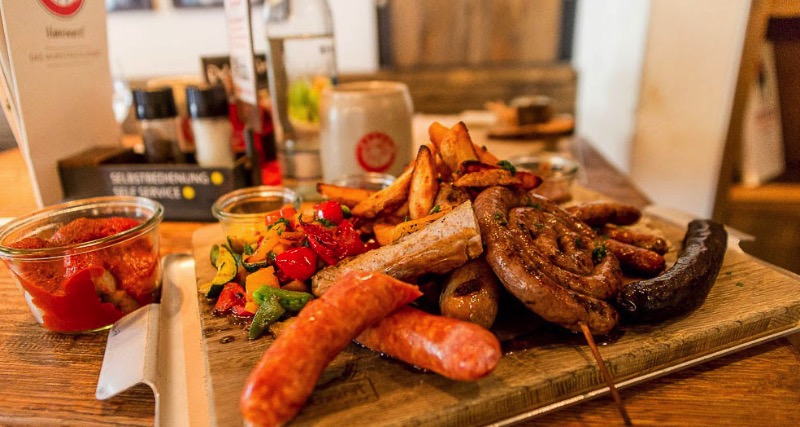 Hanswurst Aachen: The First German Restaurant focused on Sausages
