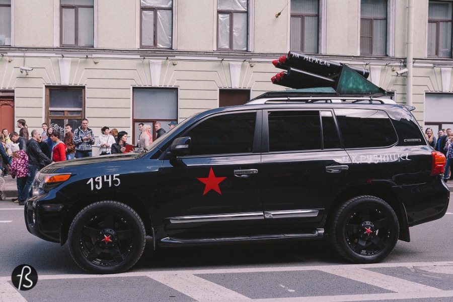 In Russia, is ok to transform your SUV into a Katyusha Katyushas were the nickname of this missile launcher very famous in the WWII. Some say that katyushas were decisive on Nazi Germany's defeat.