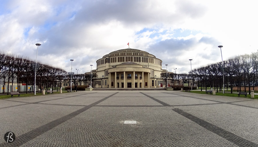 The Centennial Hall is one of the most interesting landmarks Wrocław has. This huge building was constructed between 1911 and 1913 under the supervision of Max Berg when the city was still a part of the German Empire. The Centennial Hall was designed to be a multifunctional structure, able to host exhibitions, concerts, operas and sporting events.