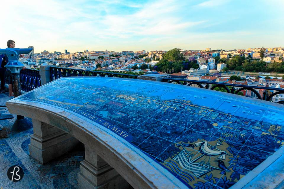 things to do in lisbon - Find the missing viewpoints of Lisbon I have already pointed out some of my favorite viewpoints on this wonderful city. The Castle and the Lift and on top of Padrão dos Descobrimentos. But there are a few more you must visit. Miradouro da Nossa Senhora do Monte, Miradouro de São Pedro de Alcântara, Miradouro do Parque Eduardo VII, Miradouro de Santa Catarina, the Amoreiras 360° Panoramic View, Miradouro das Portas do Sol, Miradouro da Graça, Miradouro de Santa Luzia, Miradouro do Arco da Rua Augusta and Miradouro do Largo da Academia das Belas Artes are just some of the names. If you want me to do a whole post about all the viewpoints in Lisbon, please let me know in the comments below. I will do a complete second post of things to do in Lisbon with all the viewpoints to visit but only if you guys ask me to, ok? And if you have any cool photo about any of those miradouros, share with me on our Facebook Group. I'll make sure to include it if it fits.