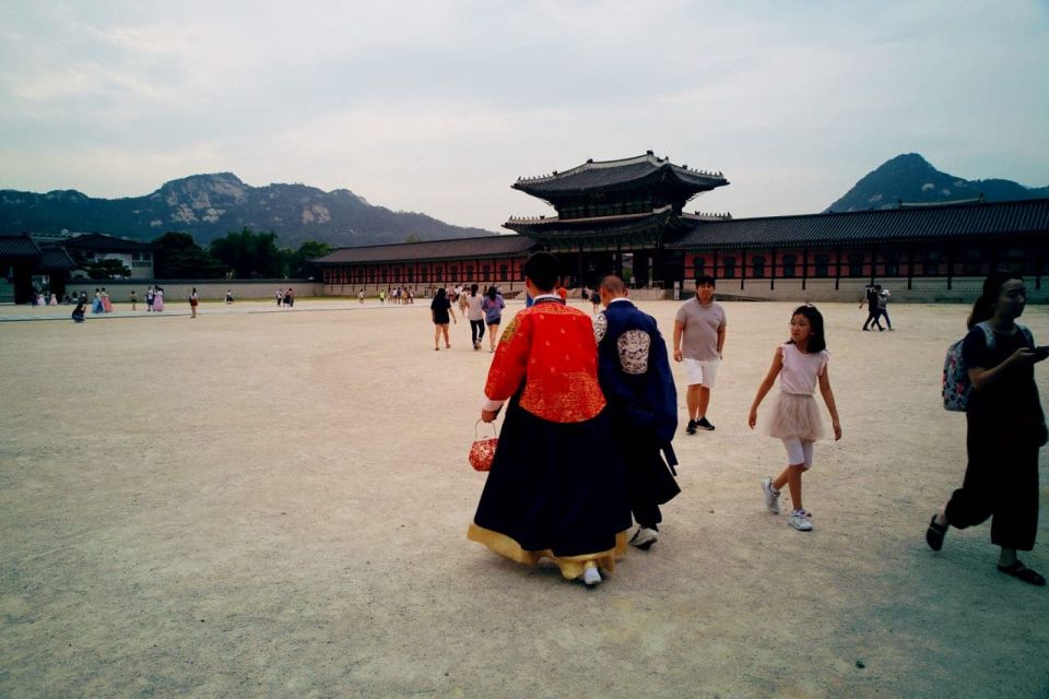 Gyeongbokgung and mount bugak