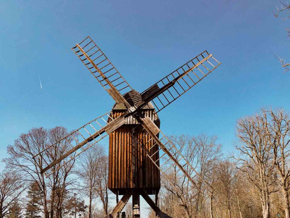 Gatower Mühle: The New Windmill in Gatow