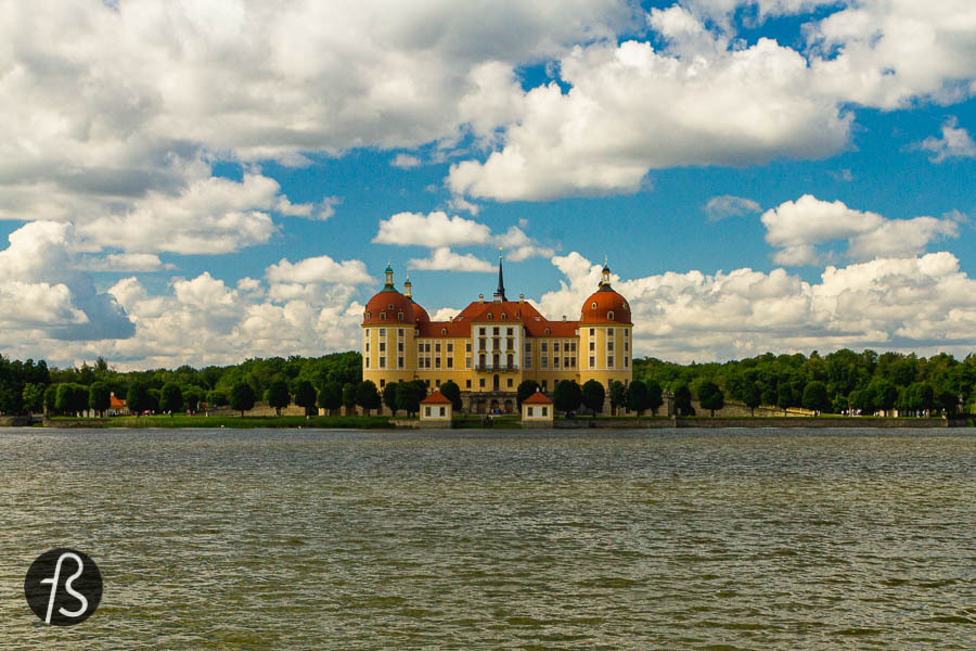 We visited Dresden and the Moritzburg Castle in the summer of 2021 by invitation from Visit Dresden. Our friends from Canal Alemanizando were there with us, and they did a great video about the trip as well. If you speak Portuguese, this might be the video for you.