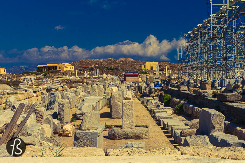 Delos gets even more attractive in a mythological sense since the island is the birthplace of the twin gods: Artemis and Apollo. Due to that, Delos was considered to many as a holy sanctuary island. Because of this glorious past and everything that comes with it, UNESCO declared Delos a part of the World Heritage List back in 1990.