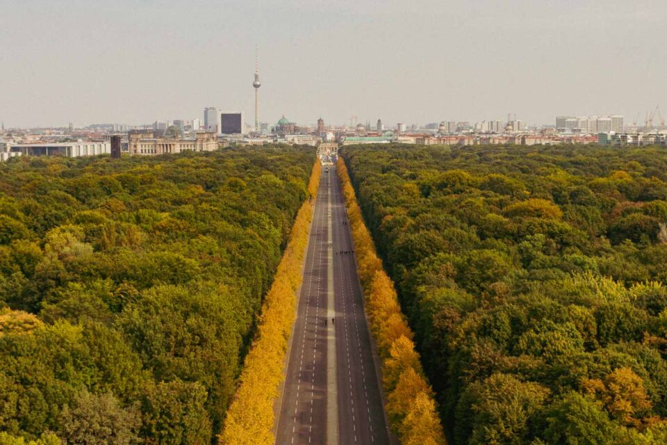 Crowned with a golden statue above it, the Berlin Victory Column is one of the city must see sights and destinations. And it also has one of our favorite panoramic views of Berlin!