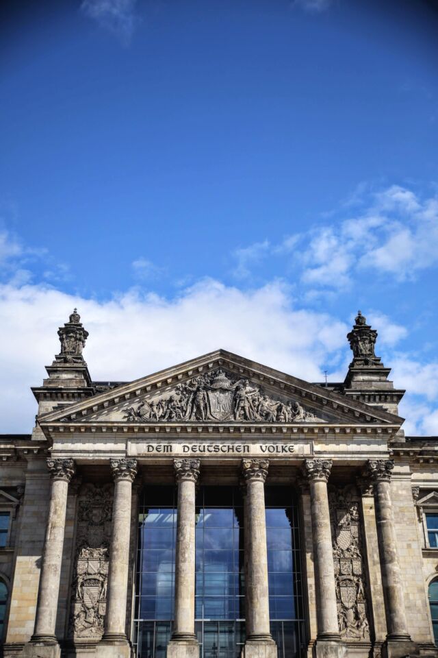 free things to do in berlin - Reichstag building