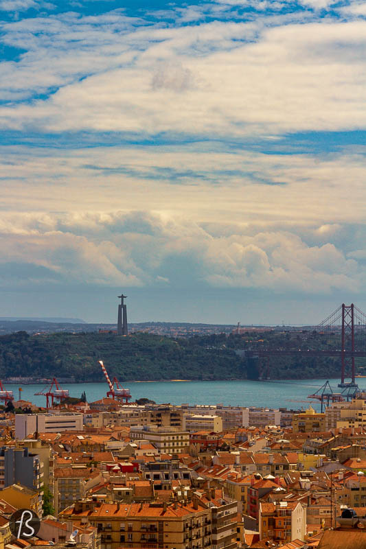 Overall, visiting Amoreiras 360 is an excellent way to see Lisbon from a different perspective. And also enjoy a shopping experience, if this is your thing. 